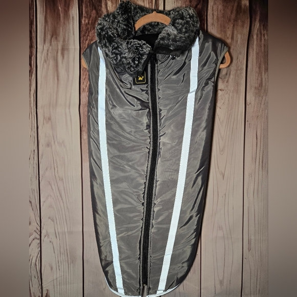 Big Dog Coat With Reflective Stripes And Fur Collar Lined Leash Hole Size 3XL - Picture 1 of 4